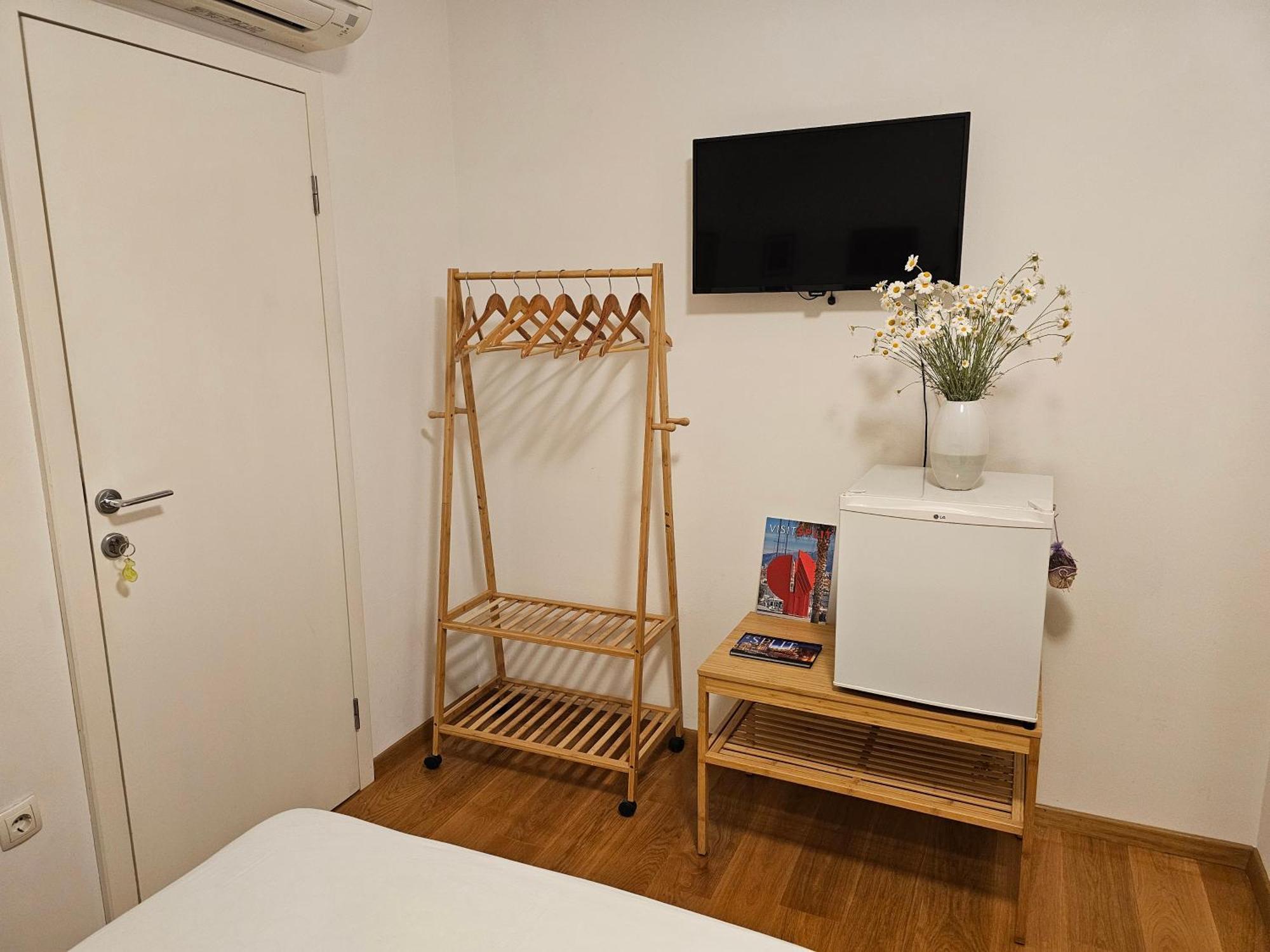Malena Palace Experience Сплит Экстерьер фото