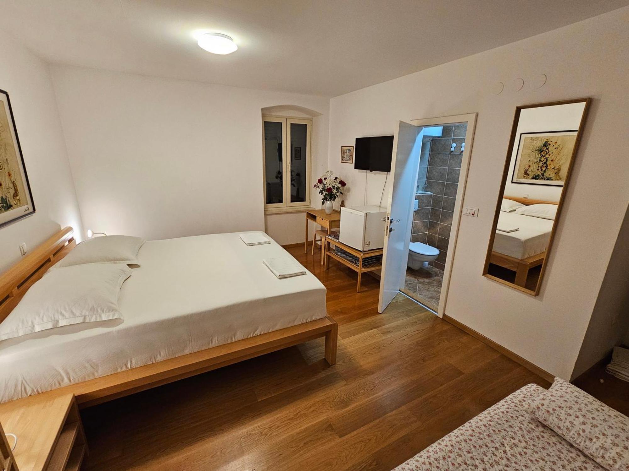 Malena Palace Experience Сплит Экстерьер фото
